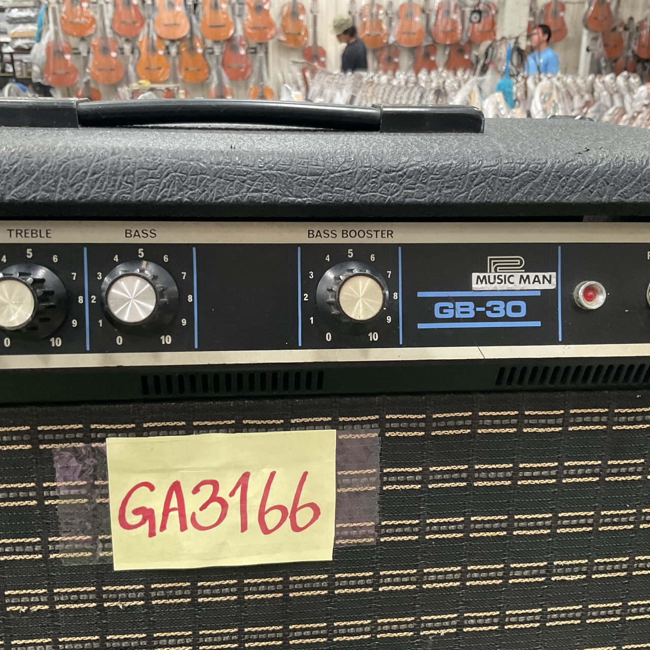 แอมป์กีต้าร์ Roland : GB-30