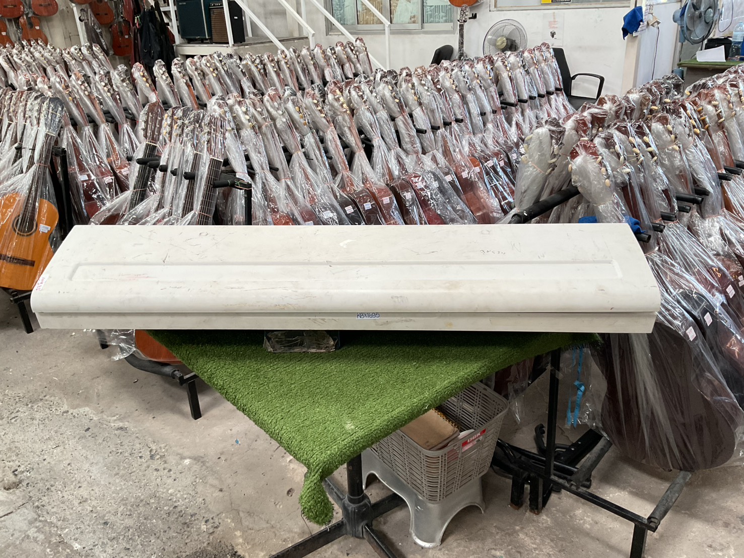 เปียโน KORG : LP-180 สินค้าไม่พร้อมใช้งาน (ต้องซ่อม)