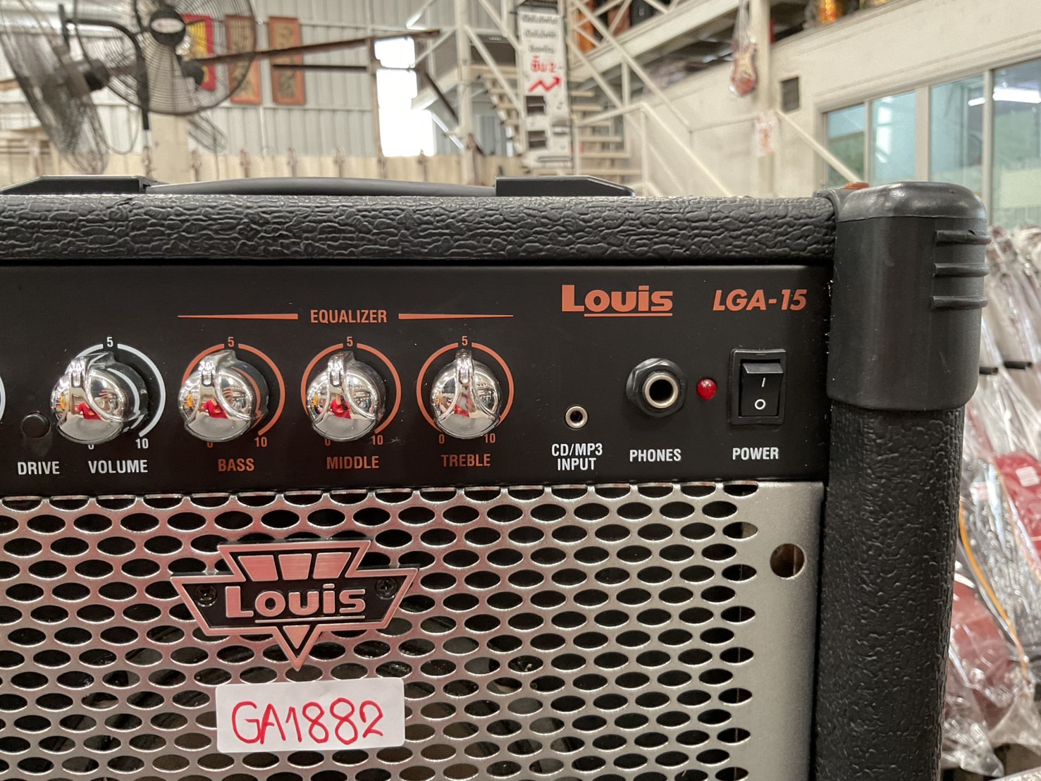 แอมป์กีต้าร์ Louis : LGA-15