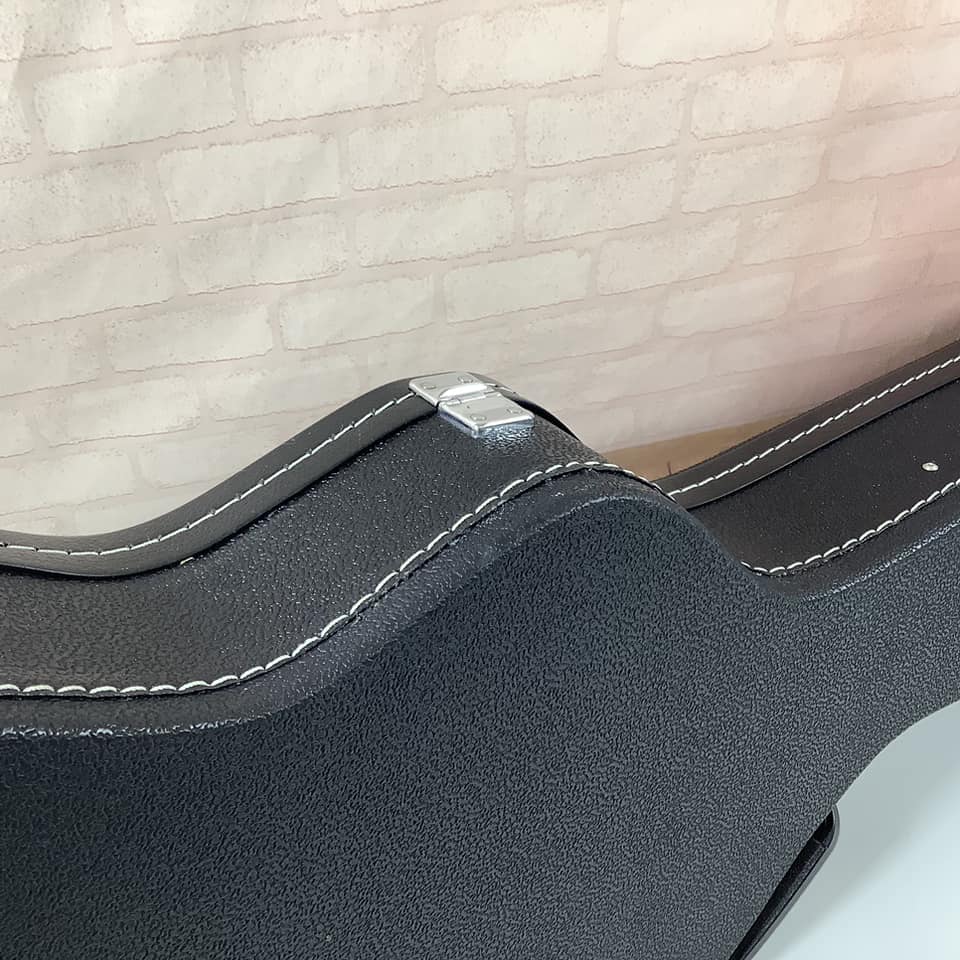 กล่องเคสกีต้าร์ไฟฟ้า (ใส่ได้เฉพาะทรง STANDARD)