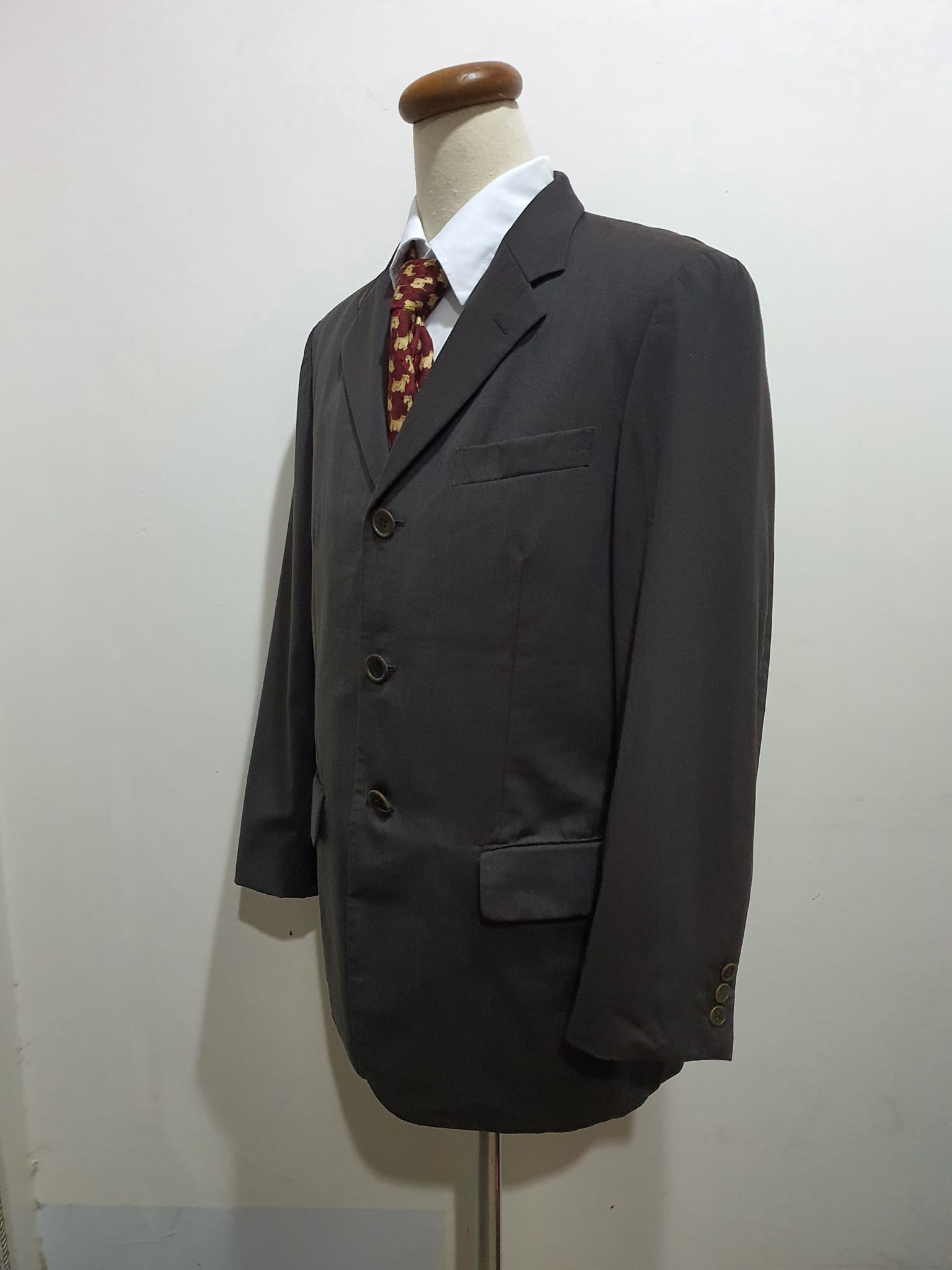 Suit0030 เสื้อสูท มือสอง สีน้ำตาลเข้ม kenzo อก 41 นิ้ว