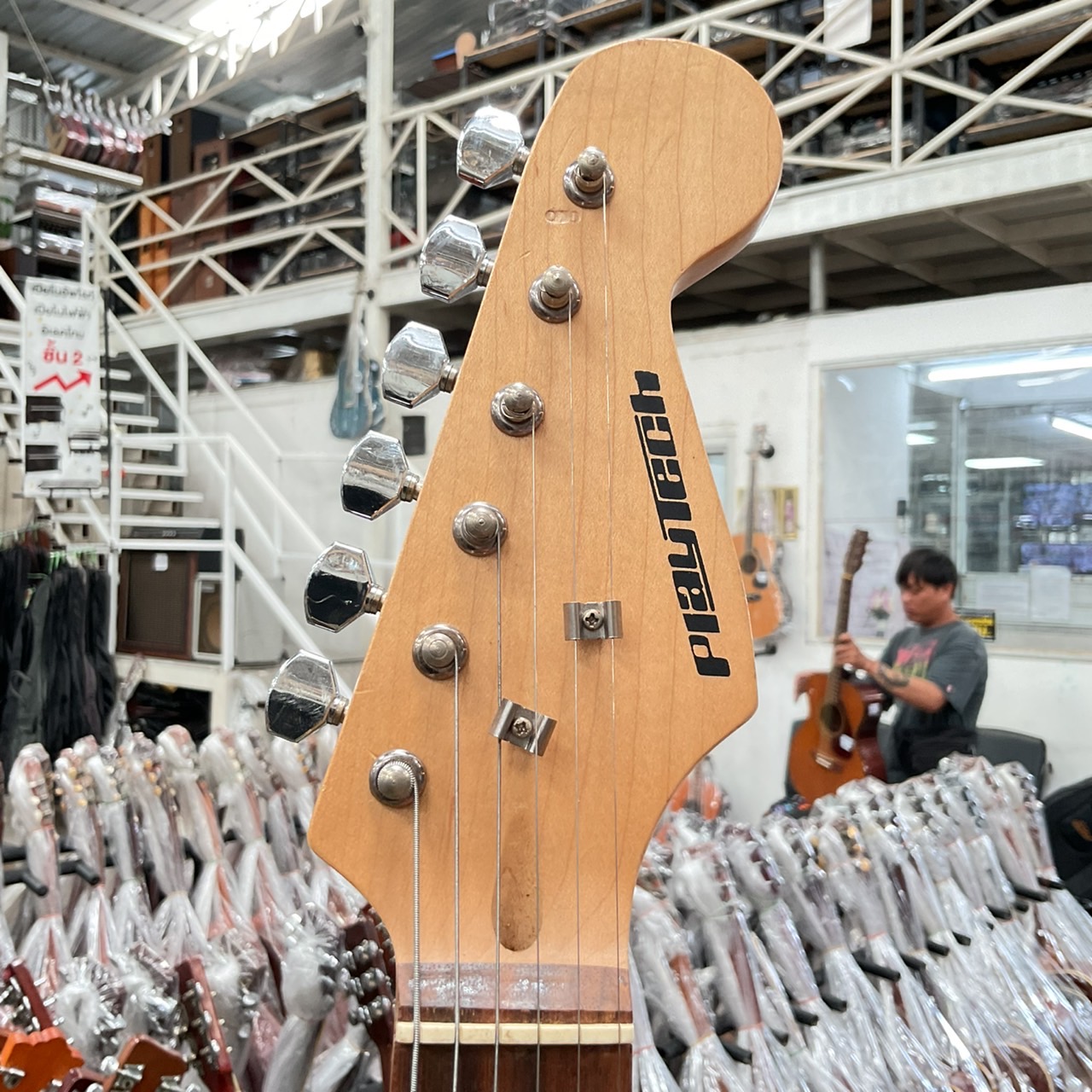 กีต้าร์ไฟฟ้า PlayTech