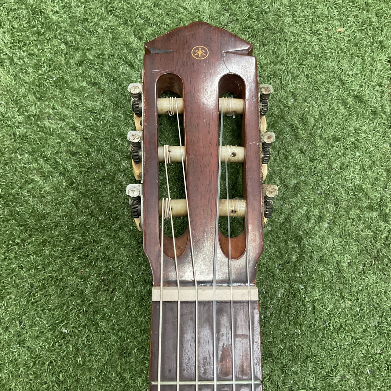 กีต้าร์คลาสสิค YAMAHA : G-70D