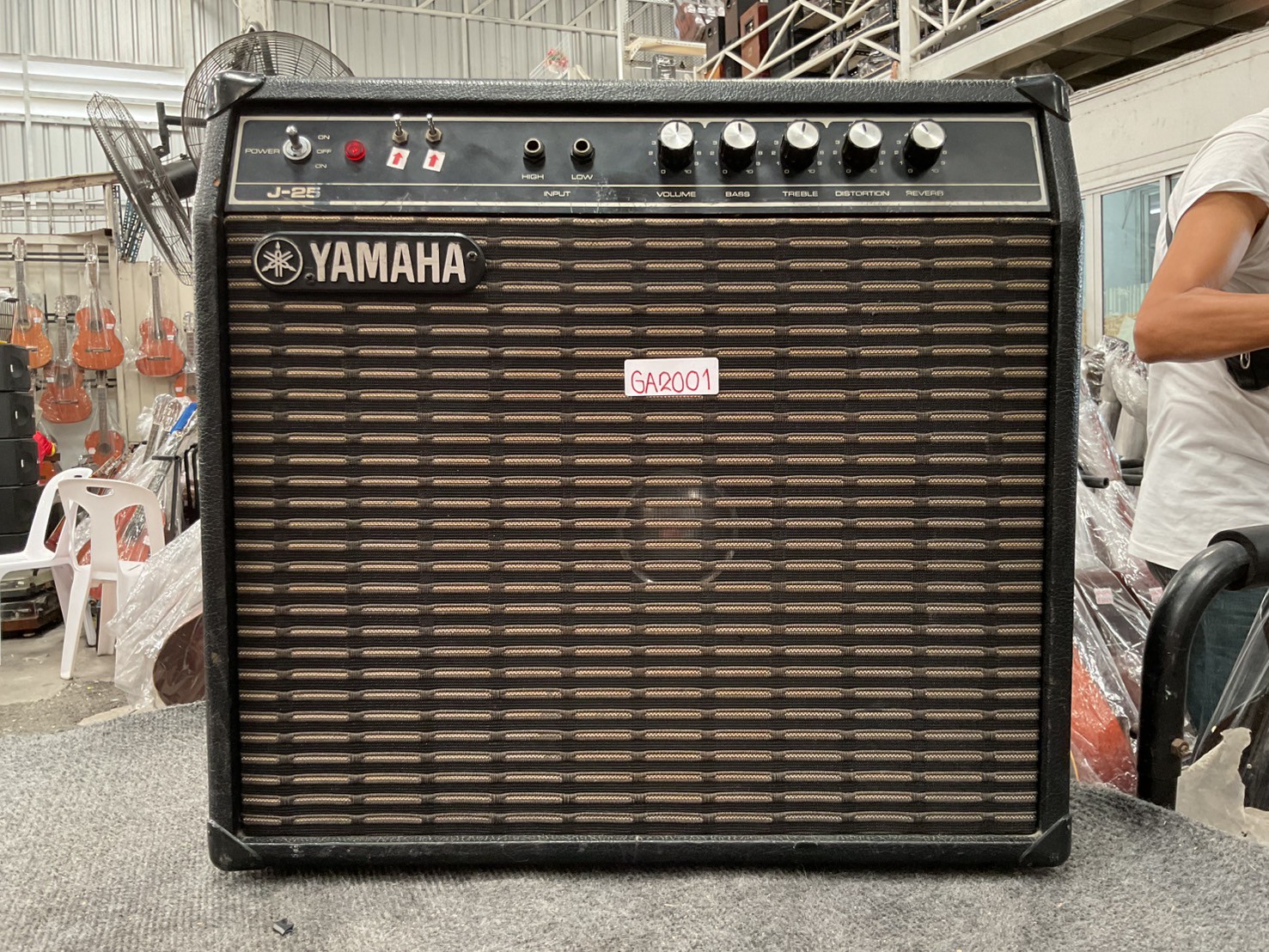 แอมป์กีต้าร์ YAMAHA : J-25