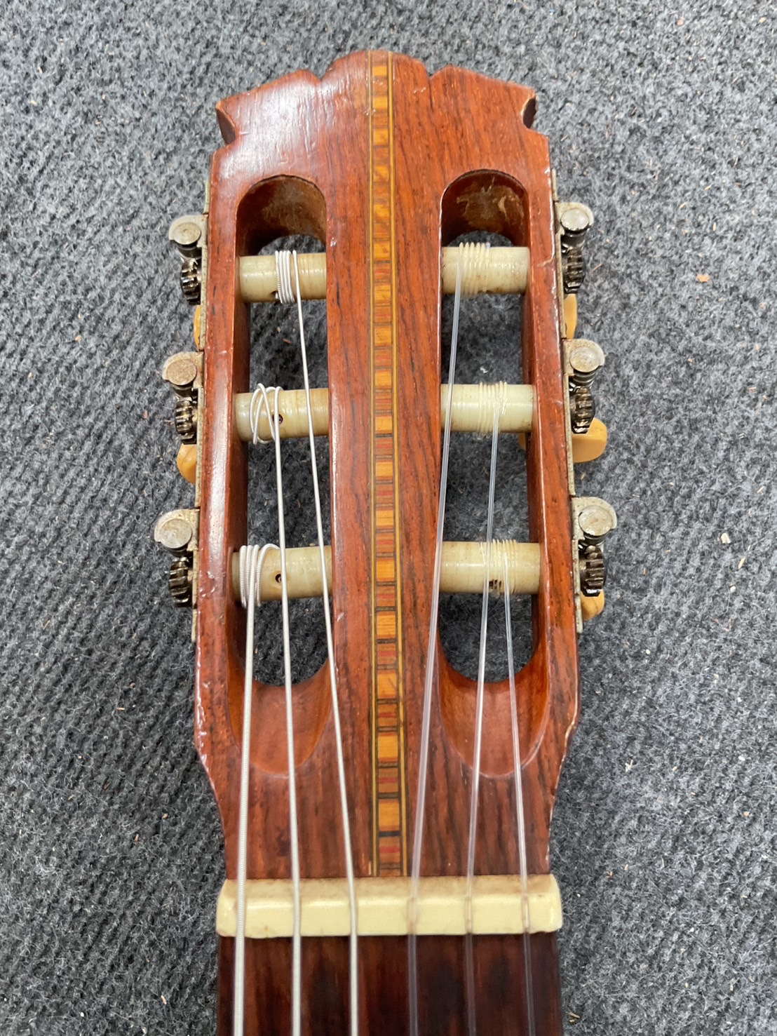 กีต้าร์คลาสสิค TOKAI : L-80