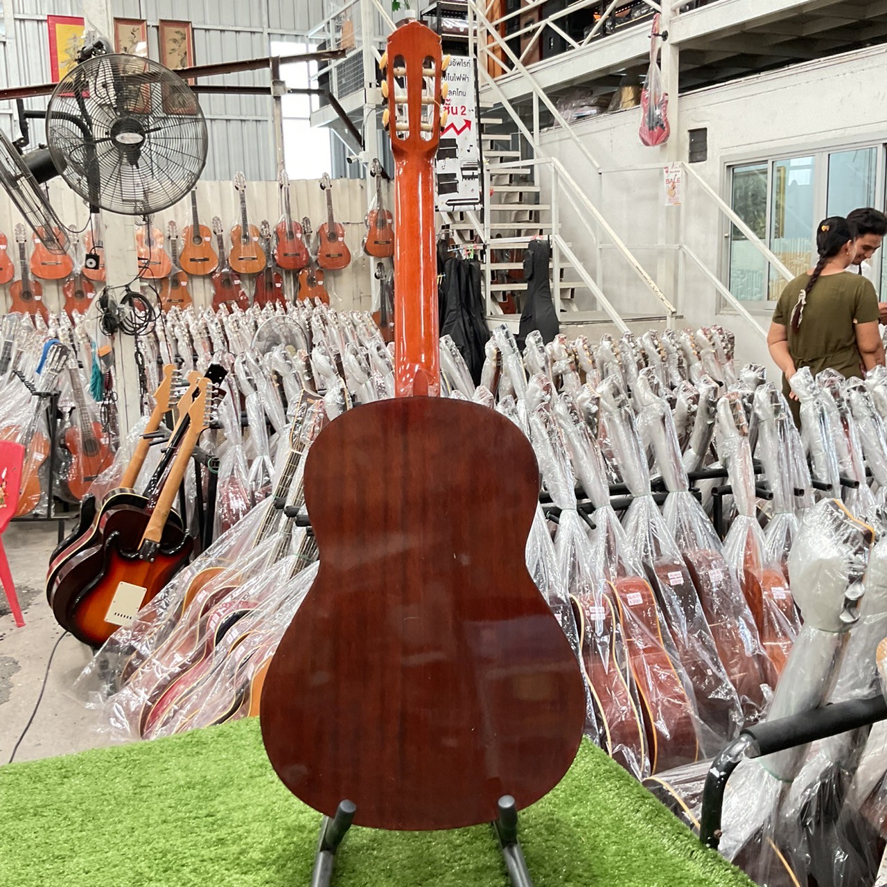 กีต้าร์คลาสสิค YAMAHA : G-85D