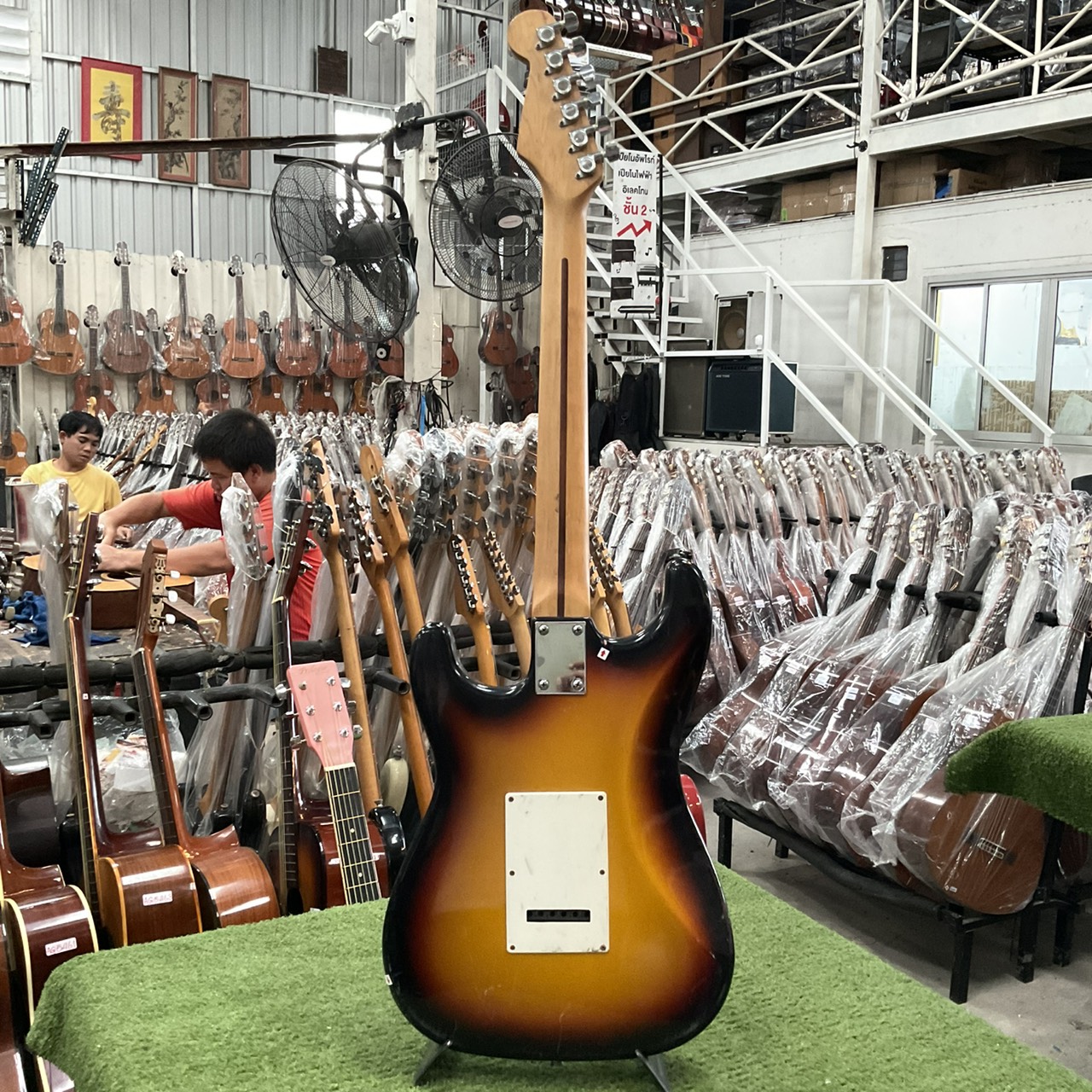 กีต้าร์ไฟฟ้า Flavor