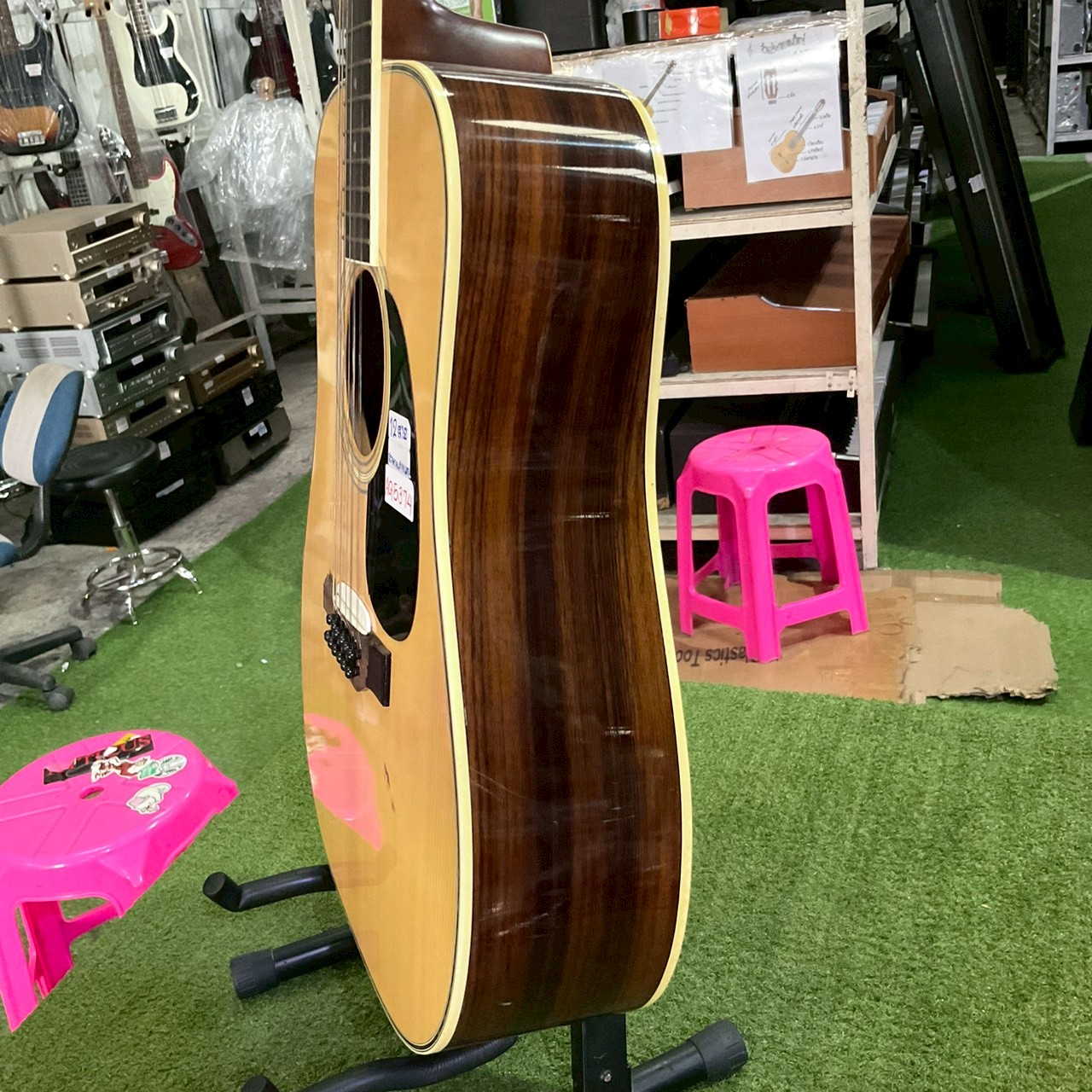 กีต้าร์โปร่ง Morris : B-30 - 12 สาย