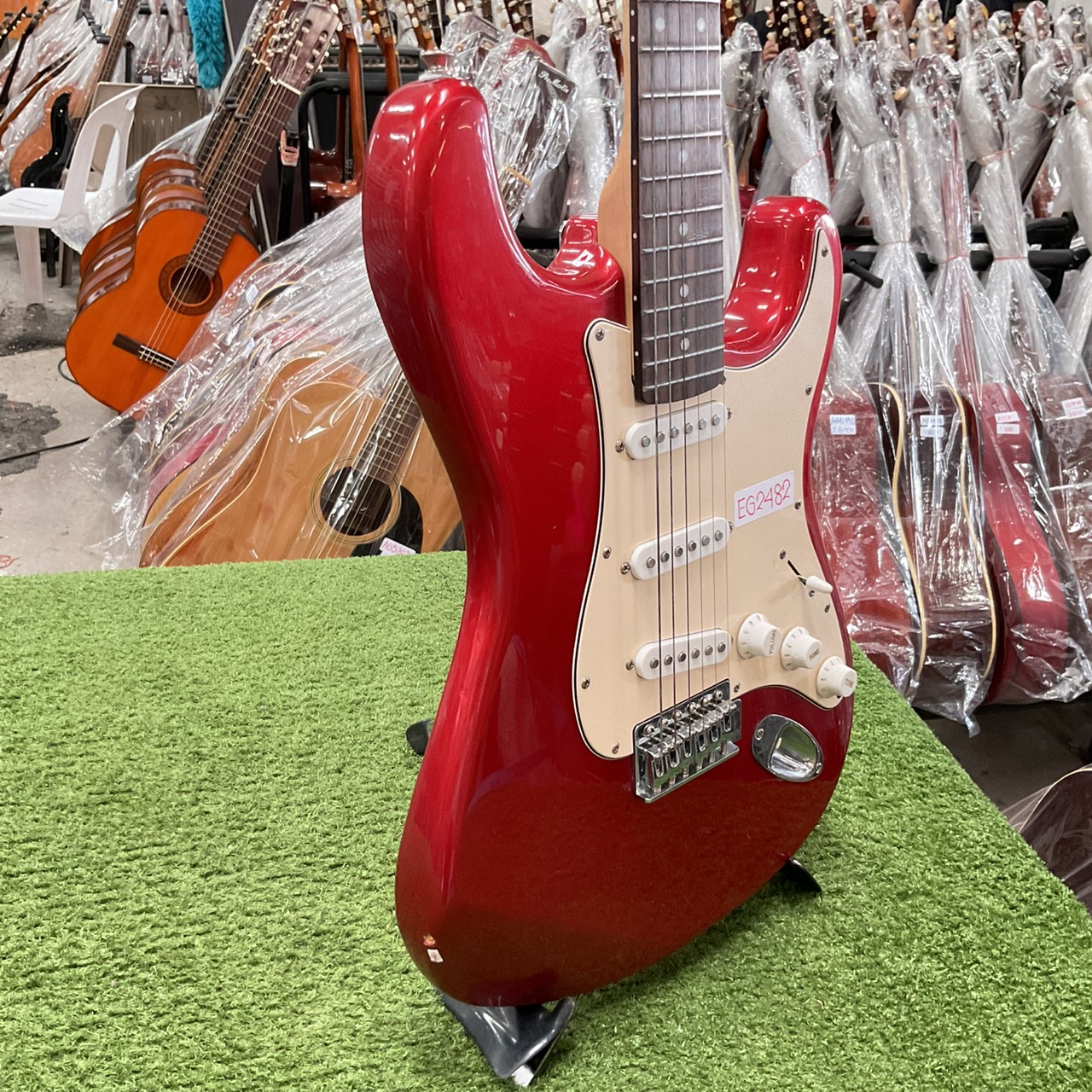 กีต้าร์ไฟฟ้า BUSKER'S