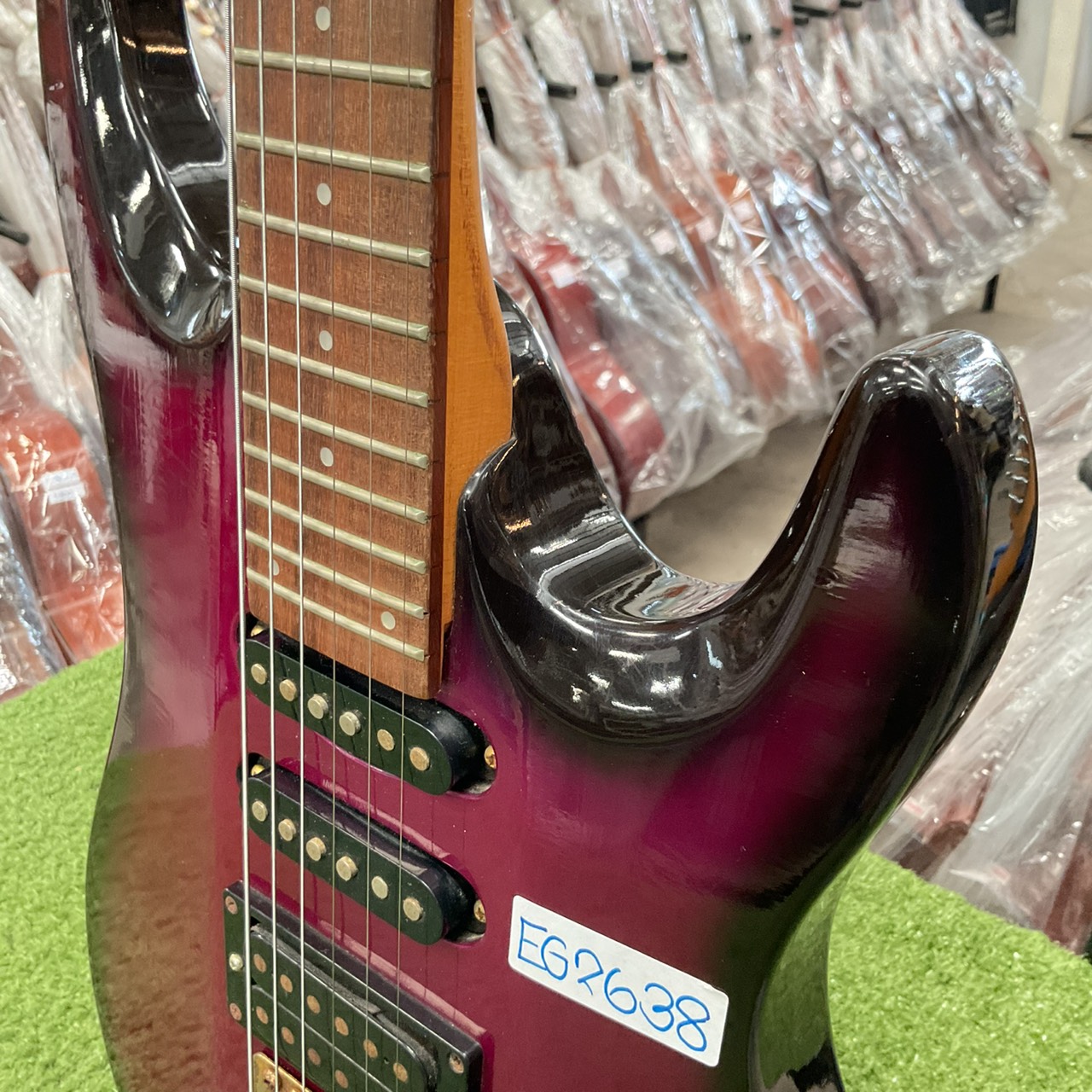 กีต้าร์ไฟฟ้า Aria Pro II : MAGNA