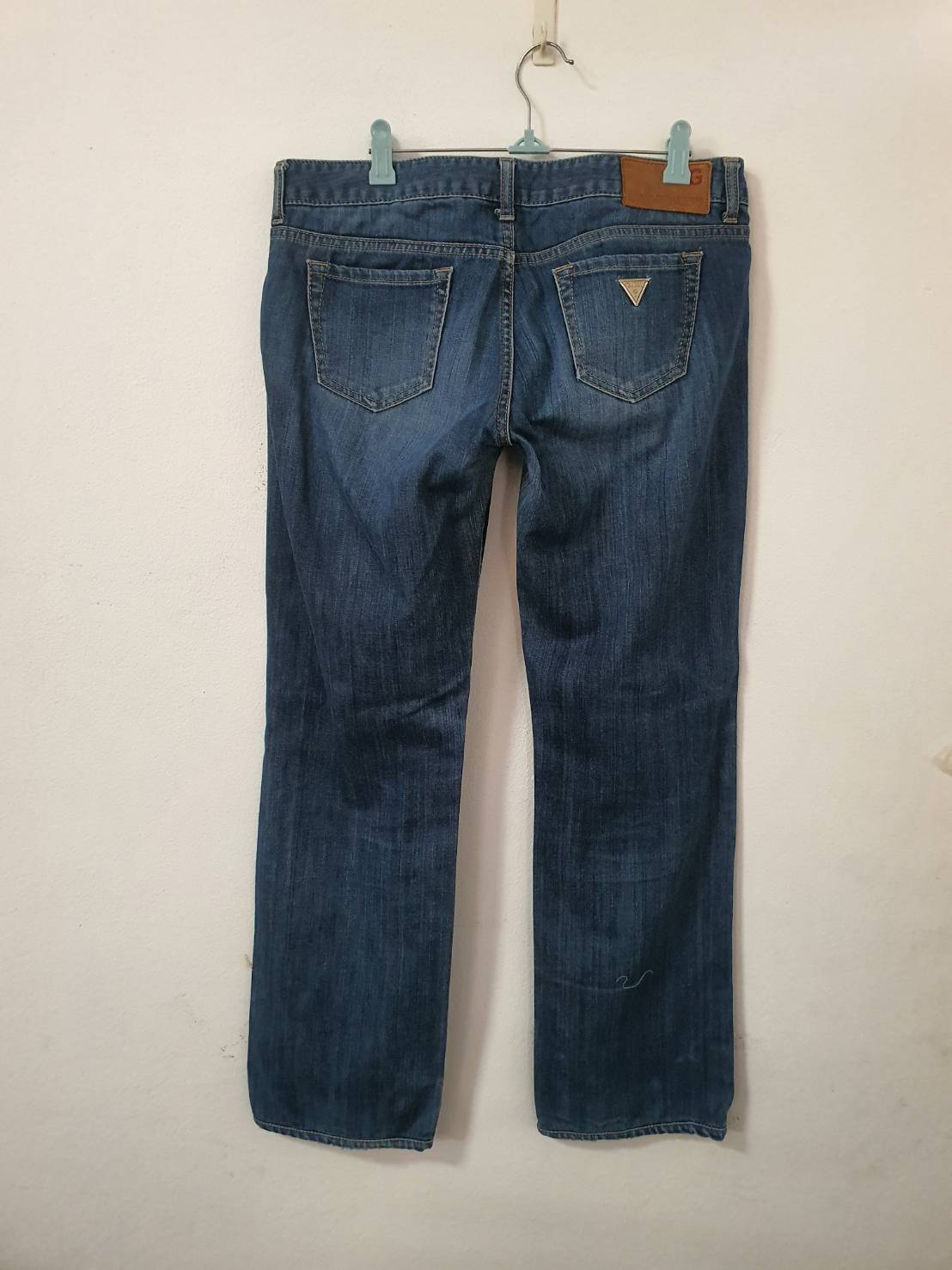 FF06552 กางเกงยีนส์ ฟอกนิ่ม มือสอง guess jeans 1981 เอว 32 นิ้ว