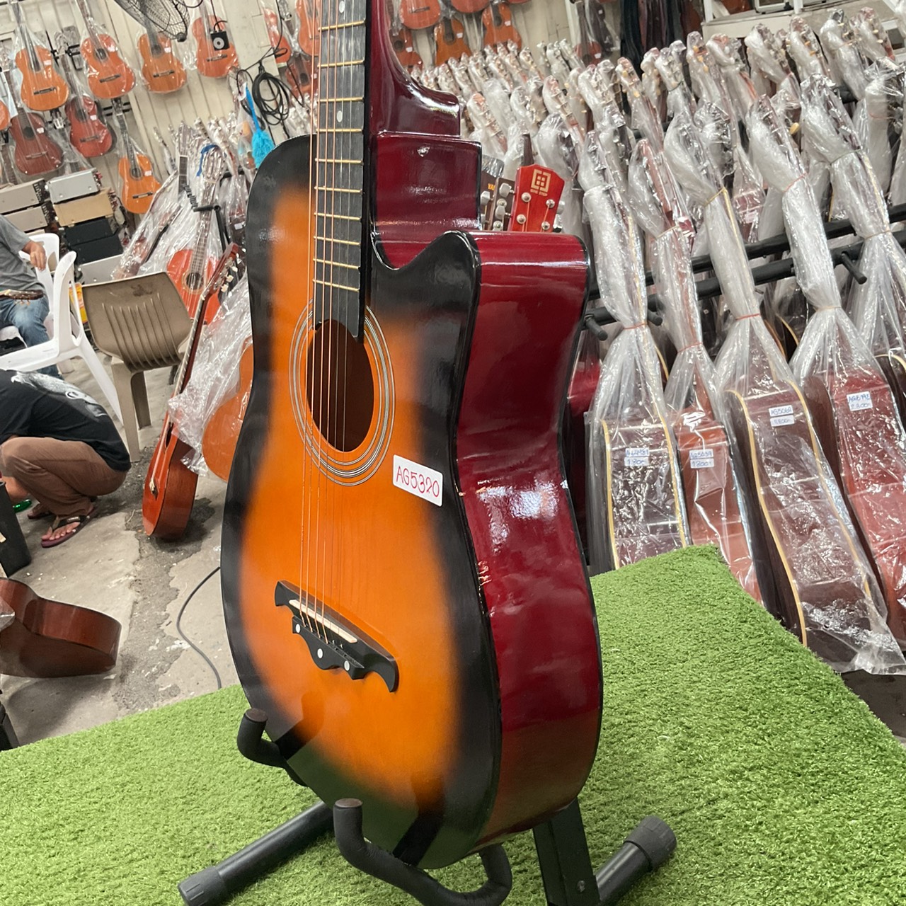 กีต้าร์โปร่ง Chelldee : 38C