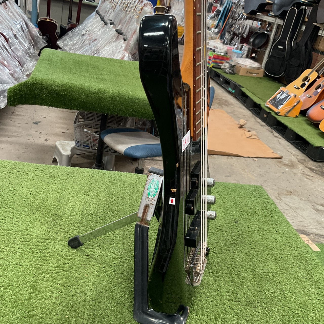 กีต้าร์เบส FERNANDES : LIMITED EDITION