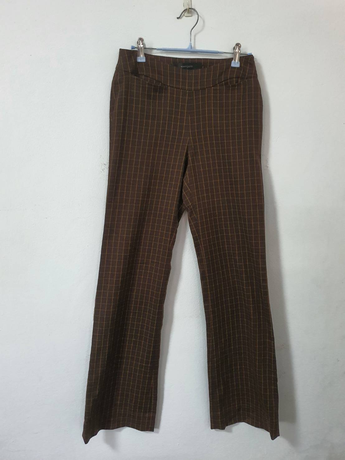 FF06512 กางเกงผ้า สีน้ำตาลลายสก็อต X=ACT เอว 27 นิ้ว