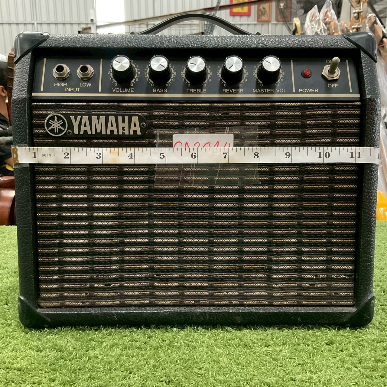 แอมป์กีต้าร์ YAMAHA : G-10L