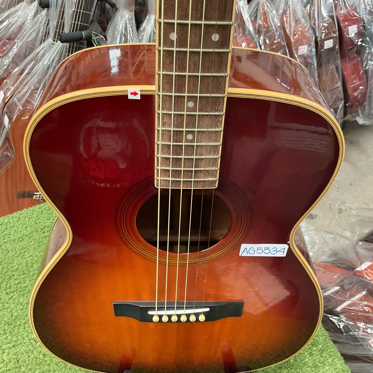 กีต้าร์โปร่ง Morris : MF-207