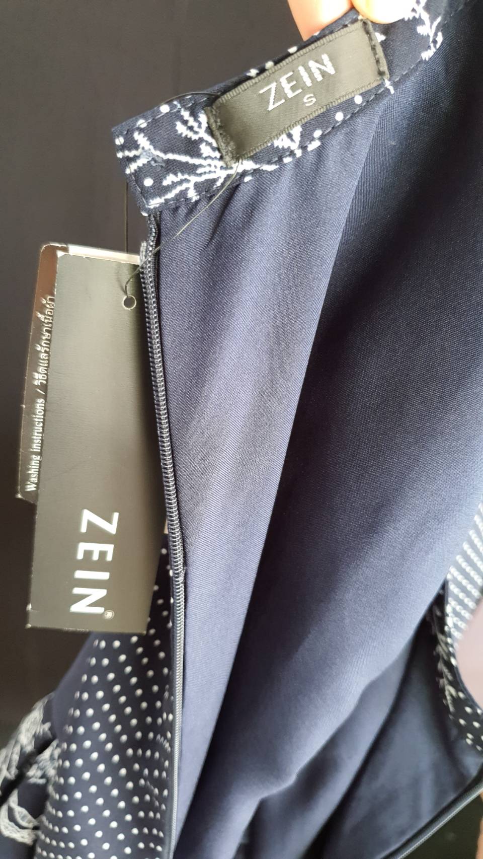 FF02656 เดรสแฟชั่น สีกรมลายจุด แบรนด์ZEIN อก 32 นิ้ว