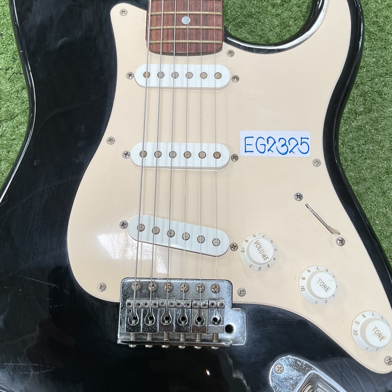 กีต้าร์ไฟฟ้า Legend