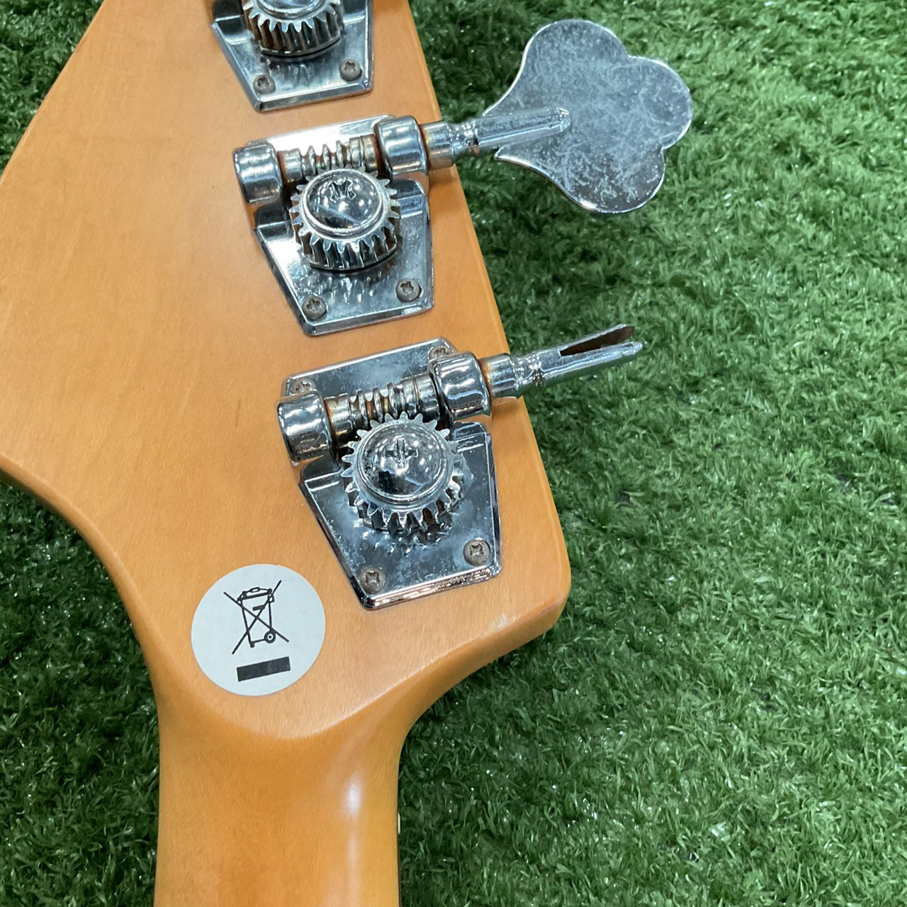 กีต้าร์เบส PlayTech