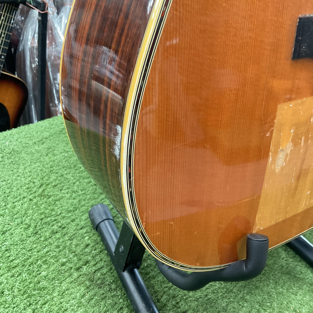 กีต้าร์โปร่ง MORRIS : SPECIAL