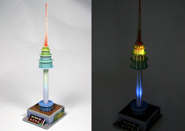 3D จิ๊กซอว์เกาหลี หอคอยกรุงโซลมีไฟ LED 3D Jigsaw 한국 퍼즐 LED 조명이 있는 3D Jigsaw Seoul Tower with LED