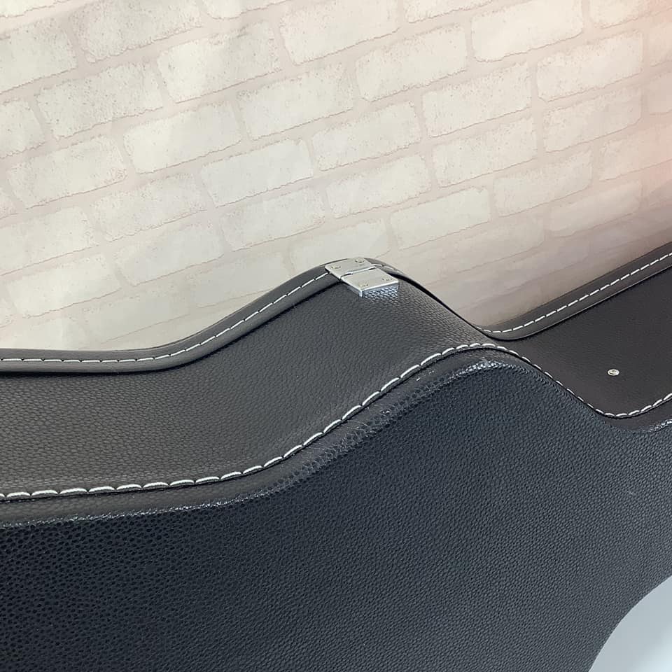 กล่องเคสกีต้าร์โปร่ง