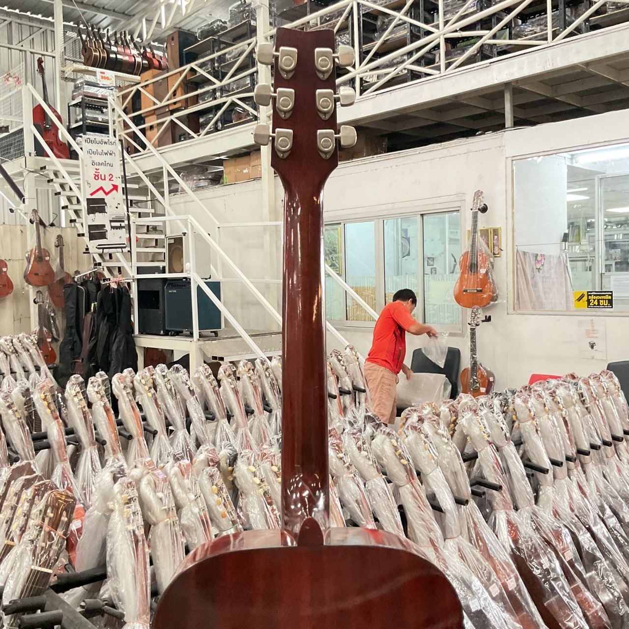 กีต้าร์โปร่ง YAMAHA : FG-170