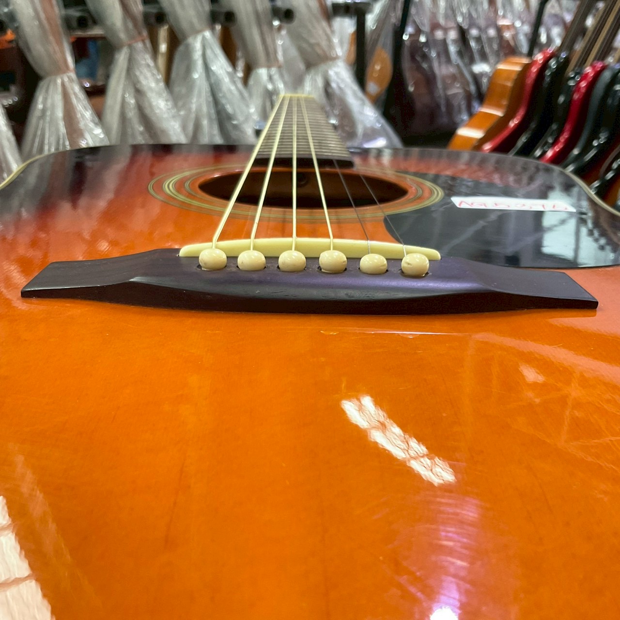 กีต้าร์โปร่ง History : HFGITS