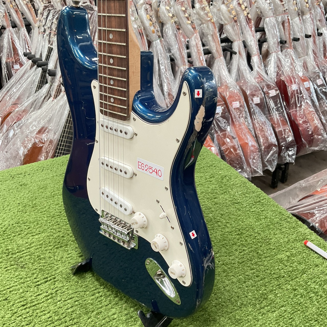 กีต้าร์ไฟฟ้า Legend