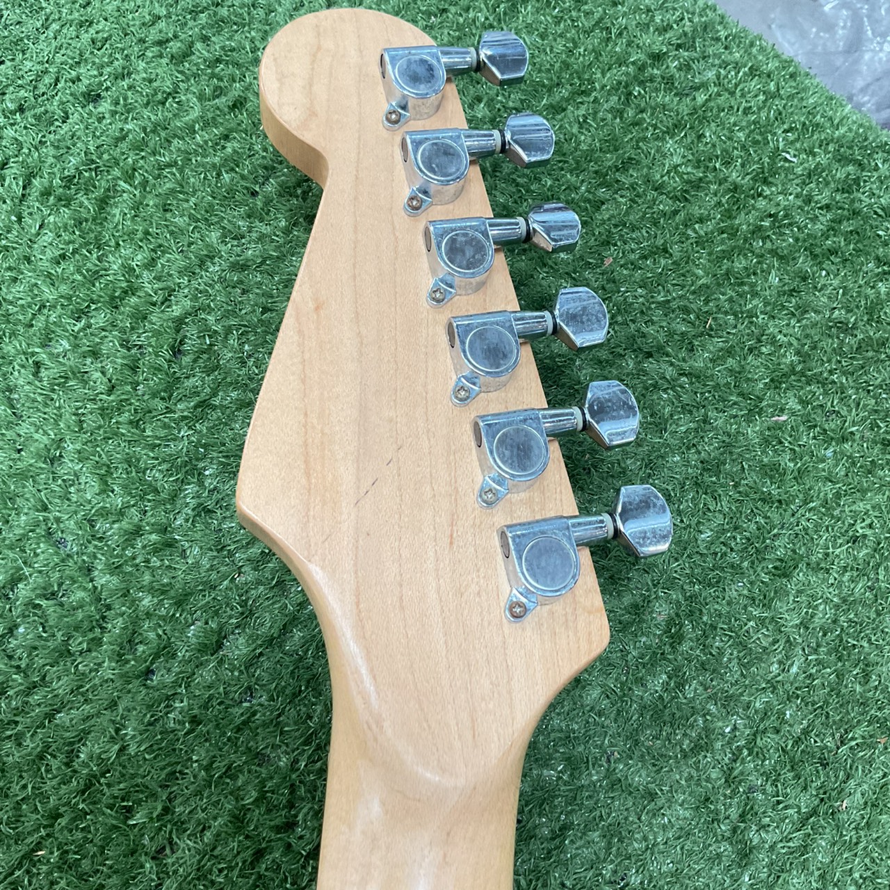 กีต้าร์ไฟฟ้า SELDER