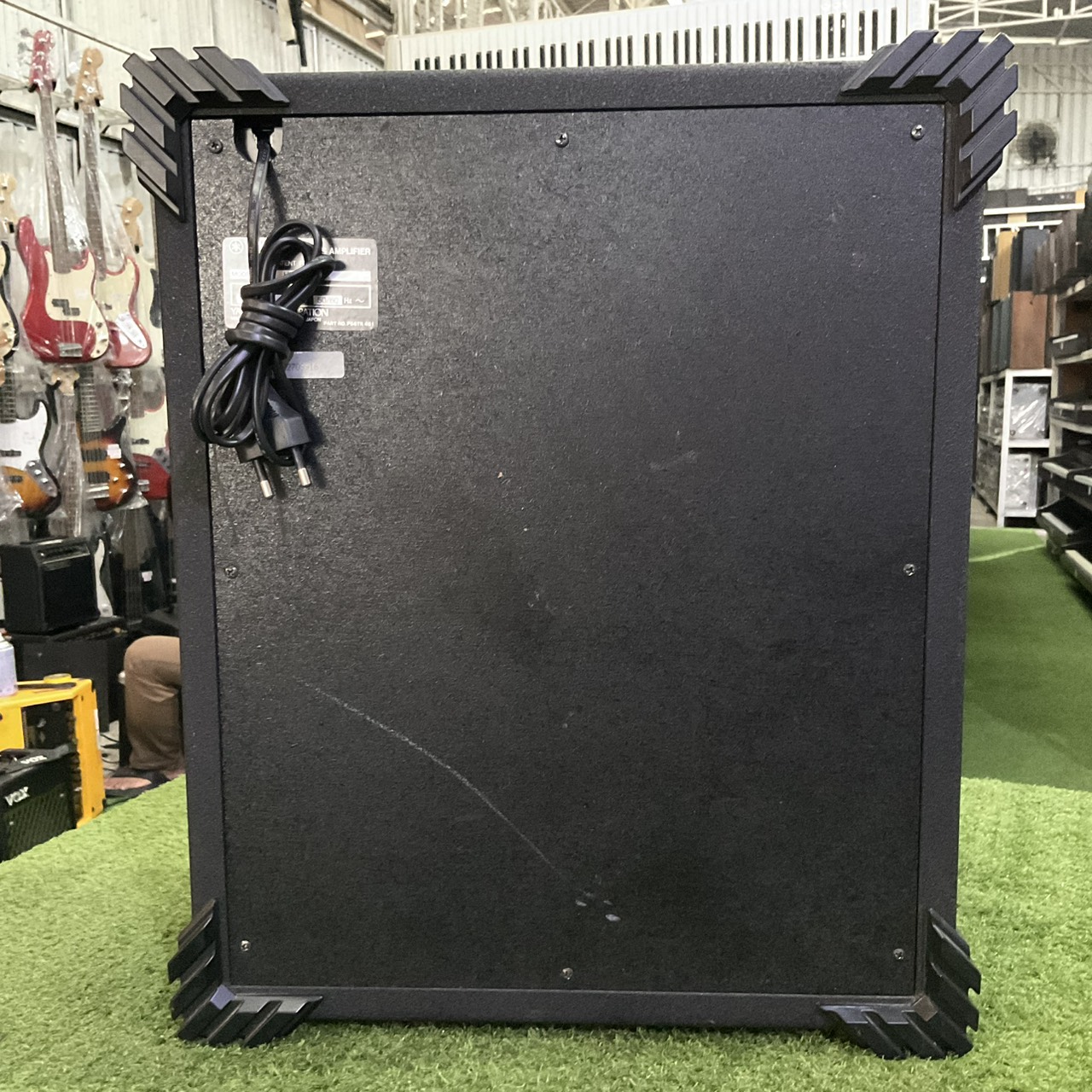 แอมป์เบส YAMAHA : HR-1000B