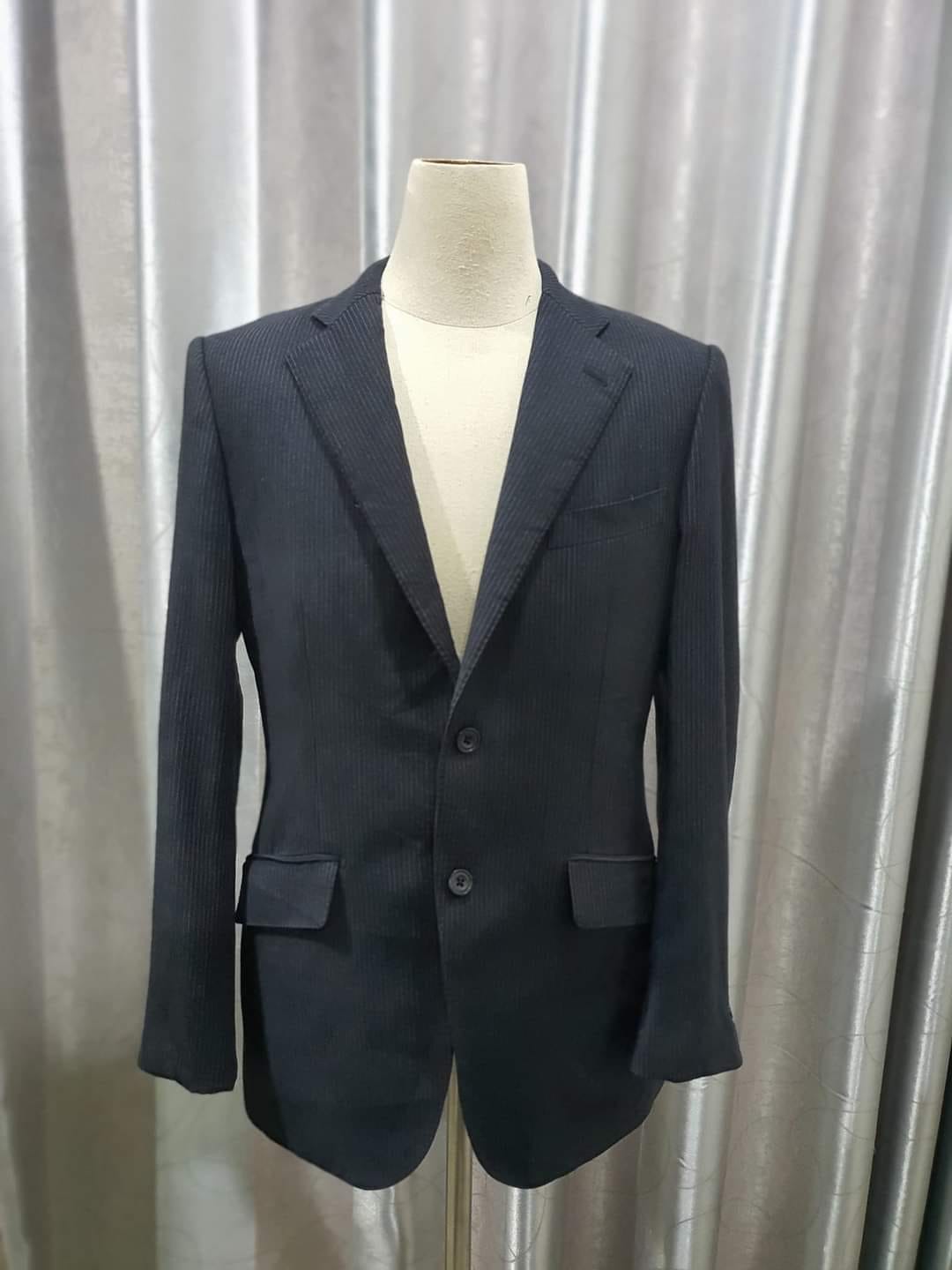 SUIT C0006 สื้อสูท นำเข้า มือสอง สีกรมท่าเข้ม อก 37 นิ้ว