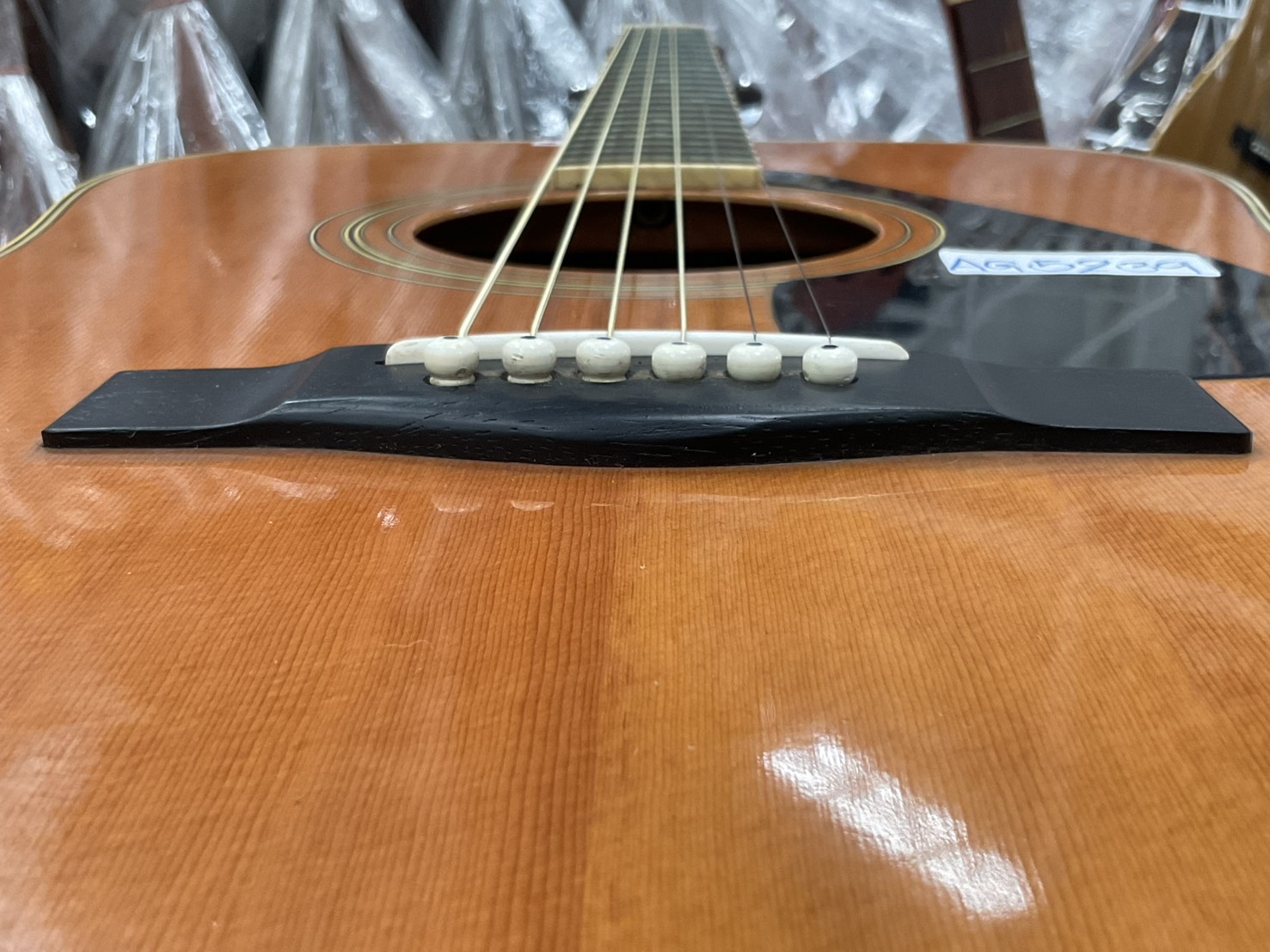 กีต้าร์โปร่ง YAMAHA : FG-200D