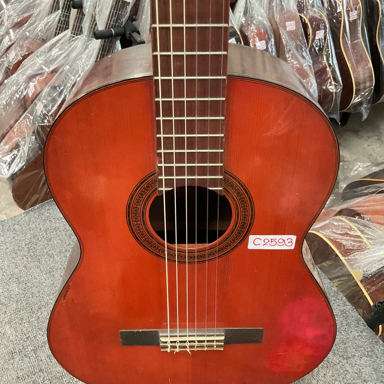 กีต้าร์คลาสสิค YAMAHA : G-70D
