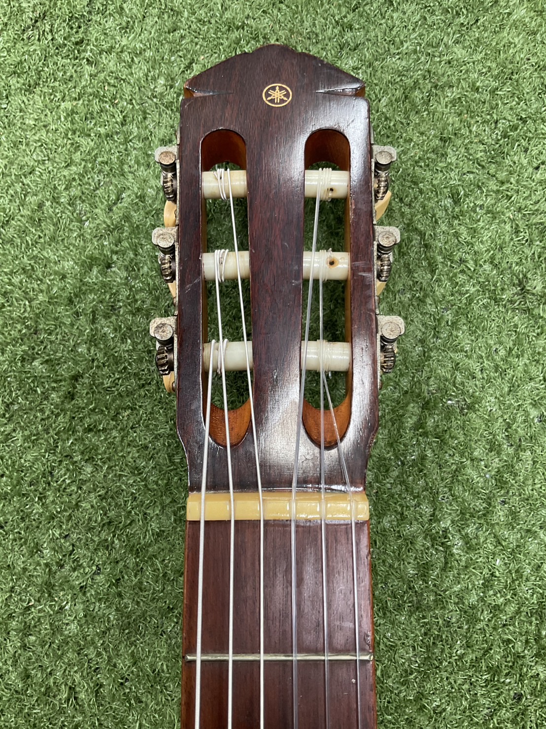 กีต้าร์คลาสสิค YAMAHA : G-70D