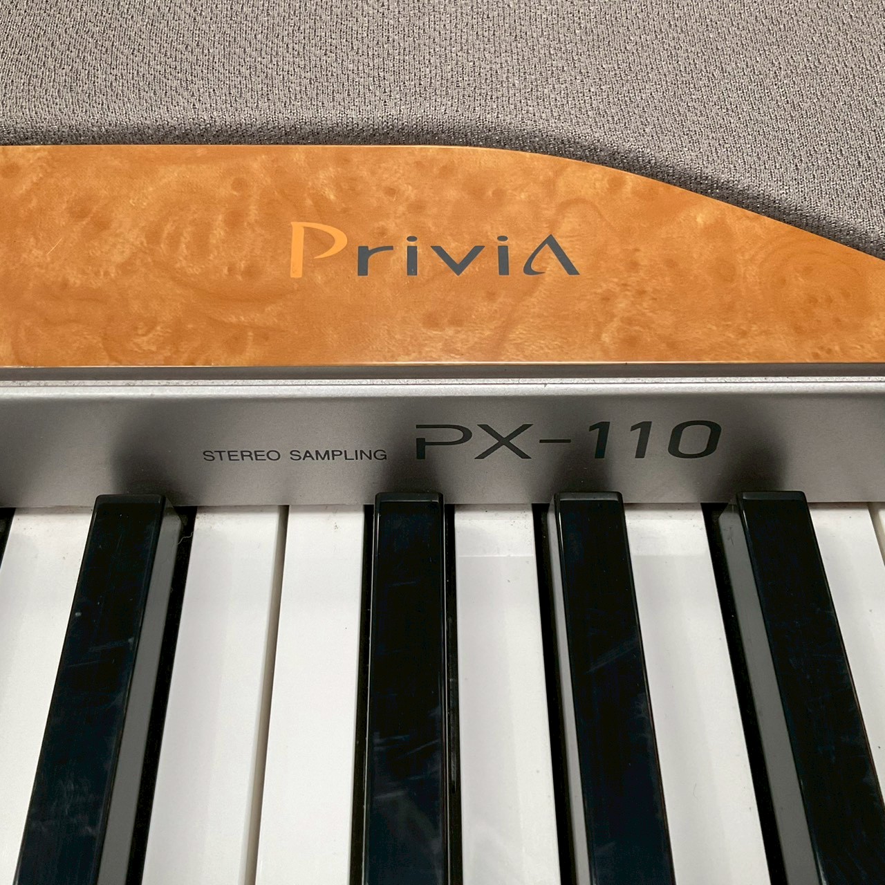 เปียโน CASIO : PX-110 สินค้าไม่พร้อมใช้งาน (ต้องซ่อม)