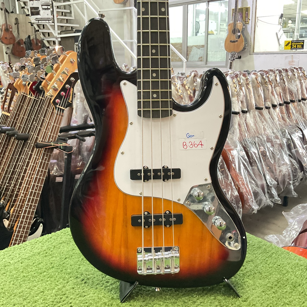 กีต้าร์เบส Sni jer (Gion)