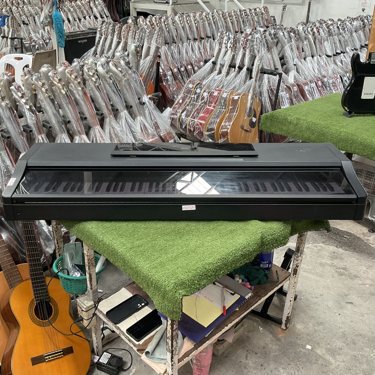 เปียโน KORG : C-16