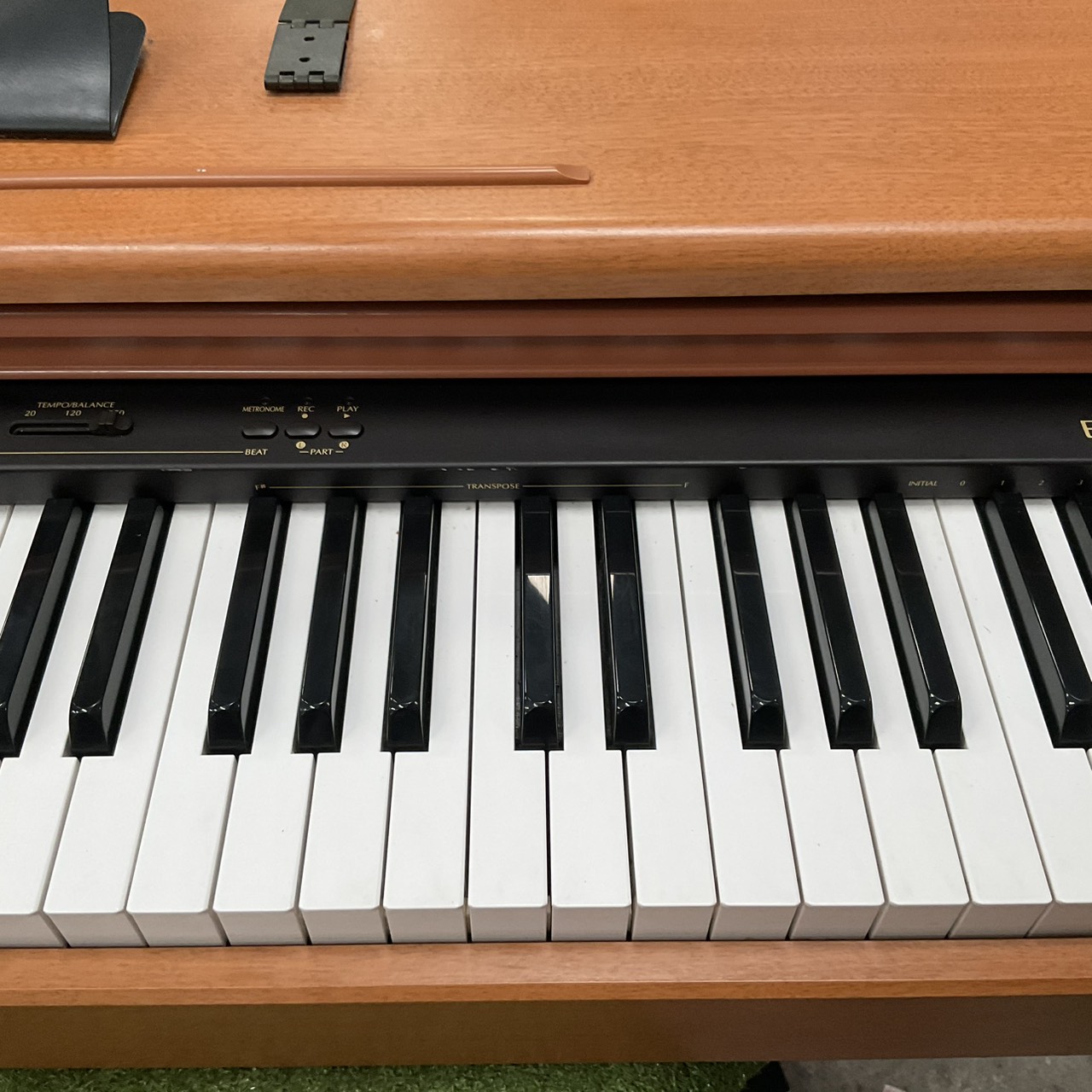 เปียโน COLUMBIA : ELEPIAN EP-02