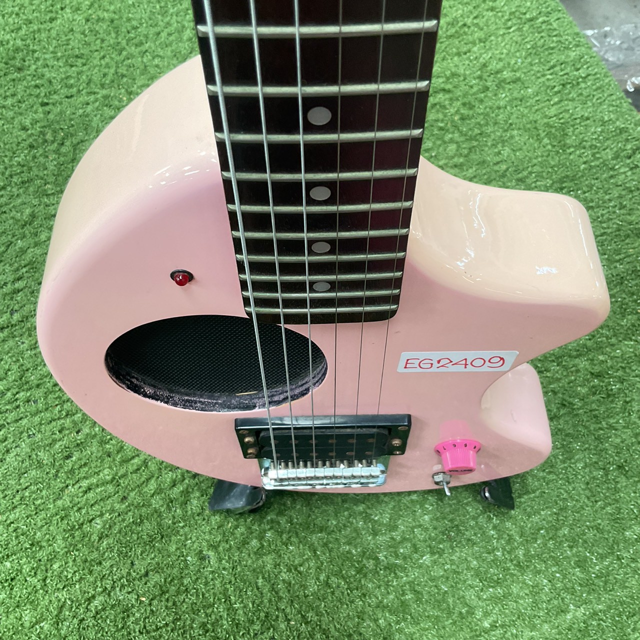 กีต้าร์ไฟฟ้า FERNANDES