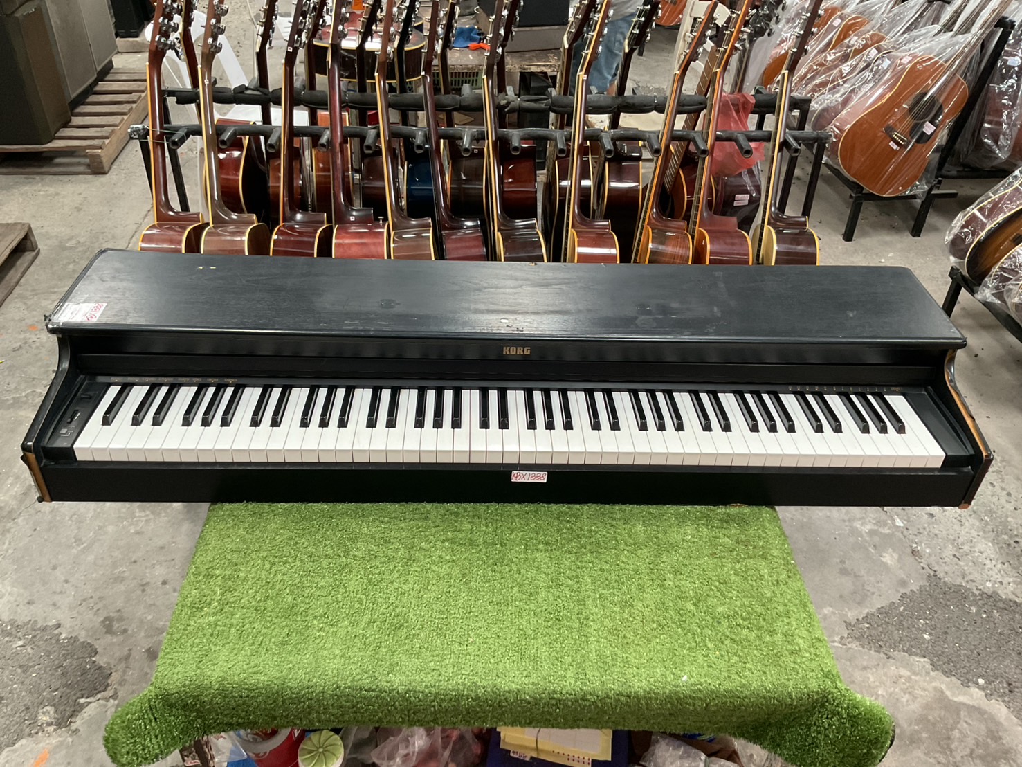 เปียโน KORG : C-2000 สินค้าไม่พร้อมใช้งาน (ต้องซ่อม)