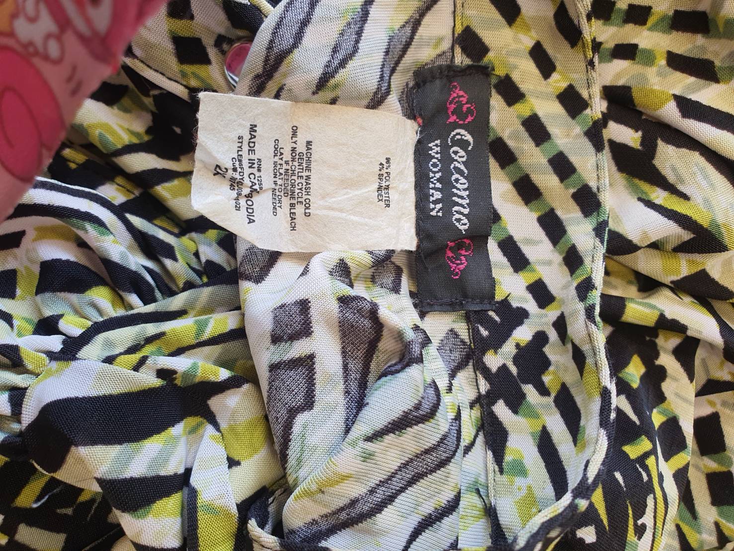 FF04894 เสื้อผ้ามือสอง สาวอวบ พลัสไซส์ ลวดลายสวย แบรนด์ cocomo อก 46-52 นิ้ว