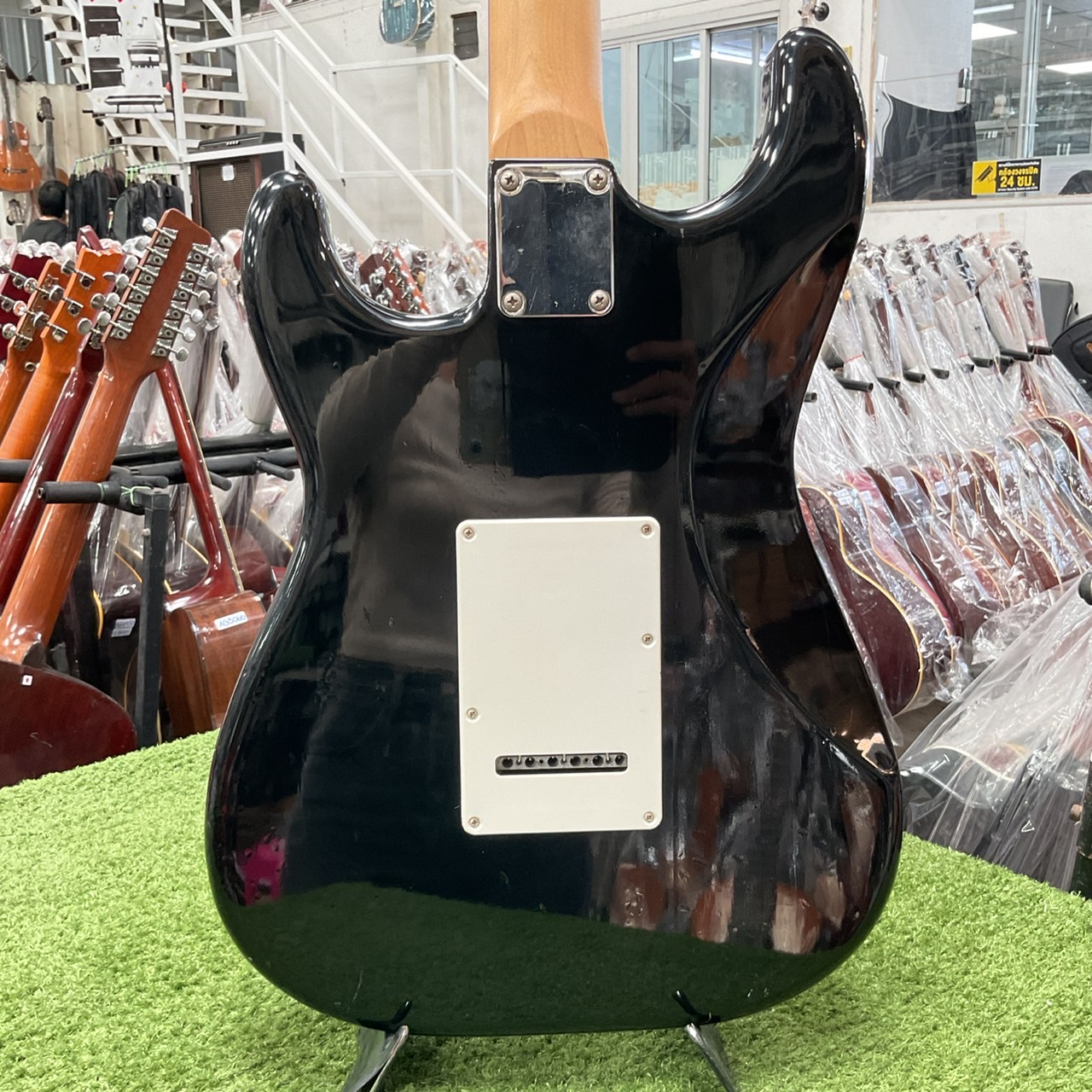 กีต้าร์ไฟฟ้า Photogenic