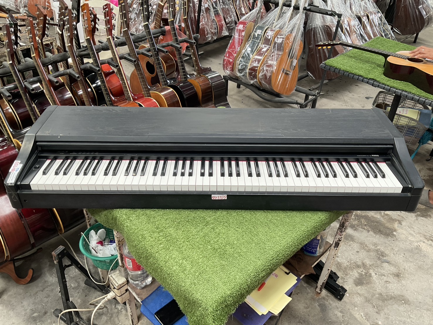 เปียโน KORG : C-16 สินค้าไม่พร้อมใช้งาน (ต้องซ่อม)