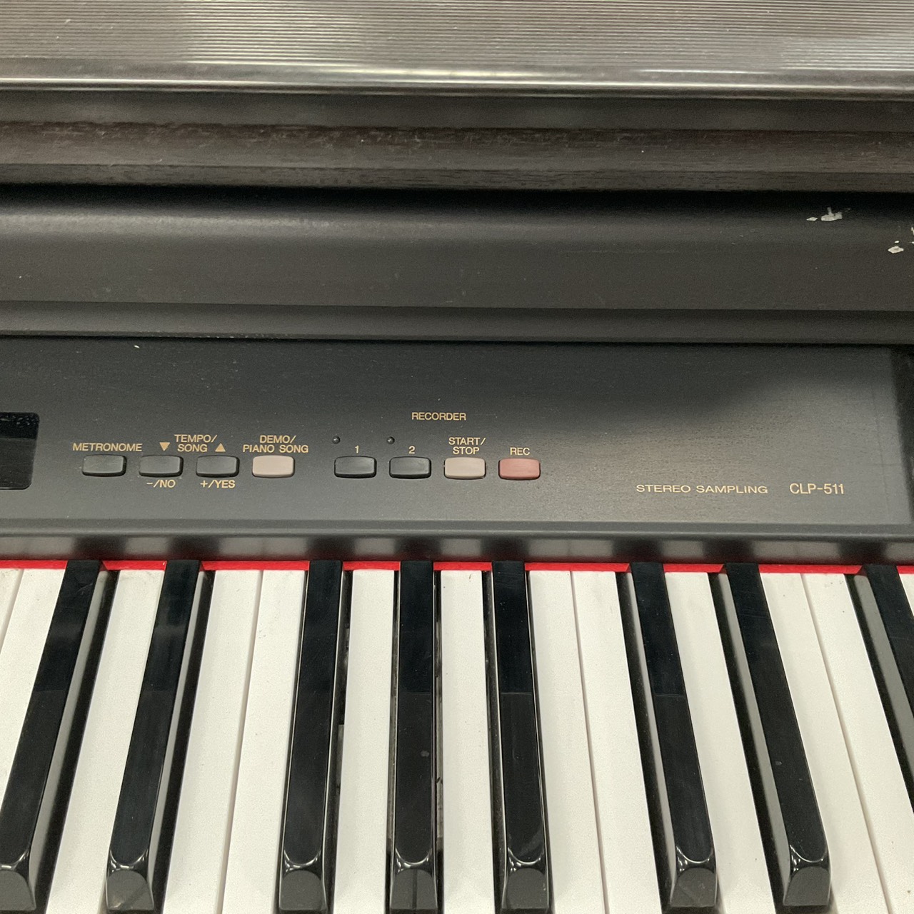 เปียโน YAMAHA : Clavinova CLP-511