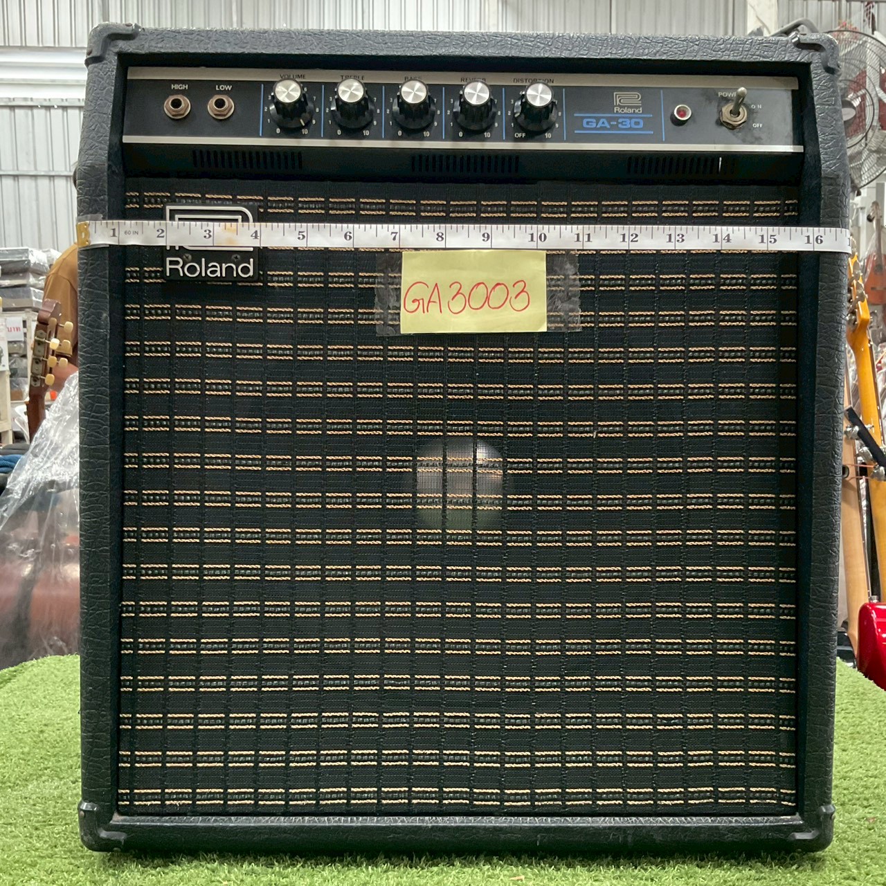 แอมป์กีต้าร์ Roland : GA-30