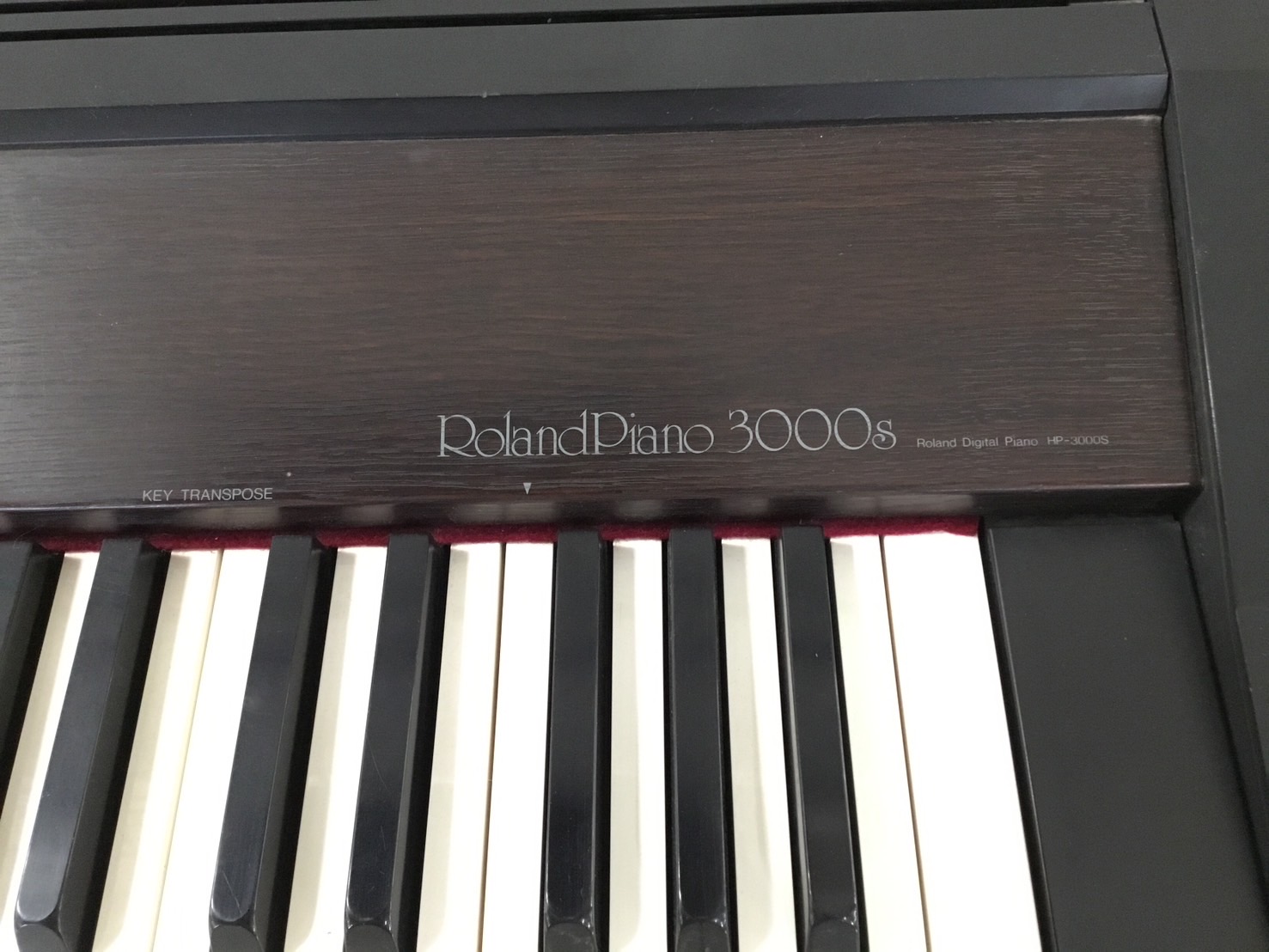 เปียโน Roland : HP3000S
