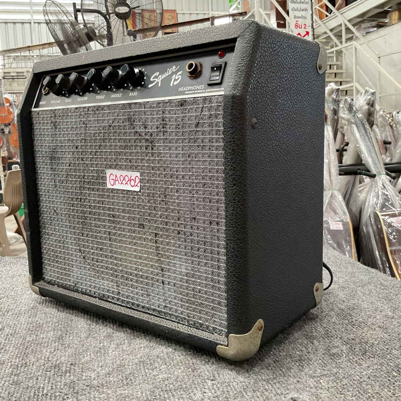 แอมป์กีต้าร์ Fender : Squier 15