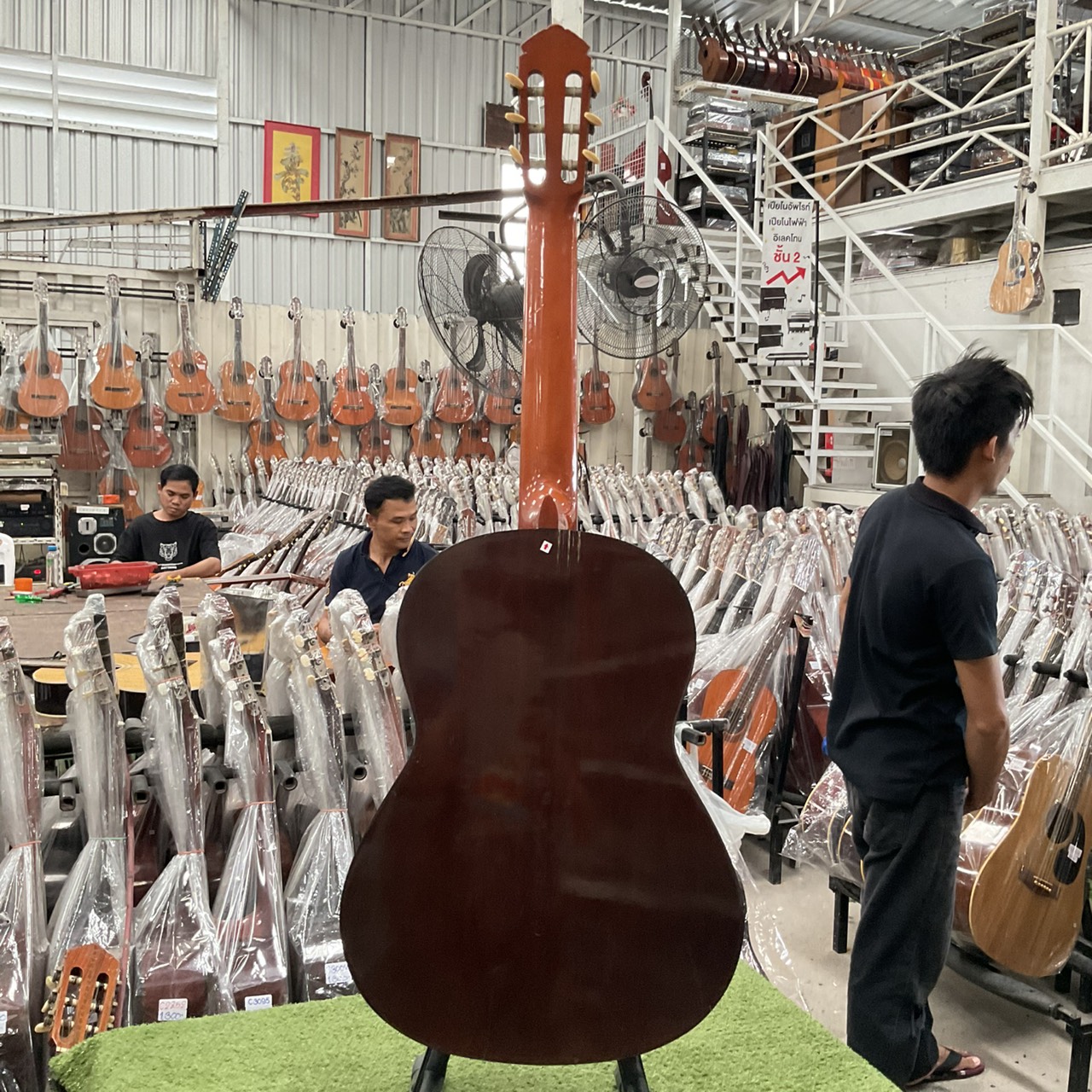 กีต้าร์คลาสสิค YAMAHA : G-70D