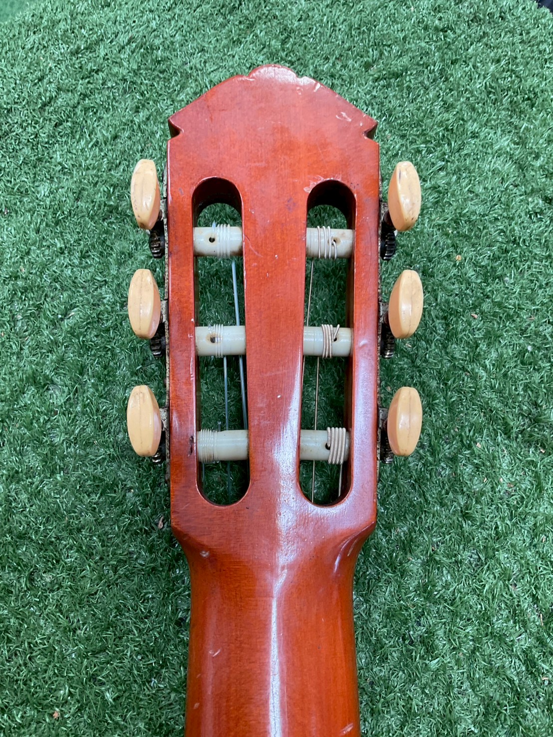 กีต้าร์คลาสสิค YAMAHA : G-70D